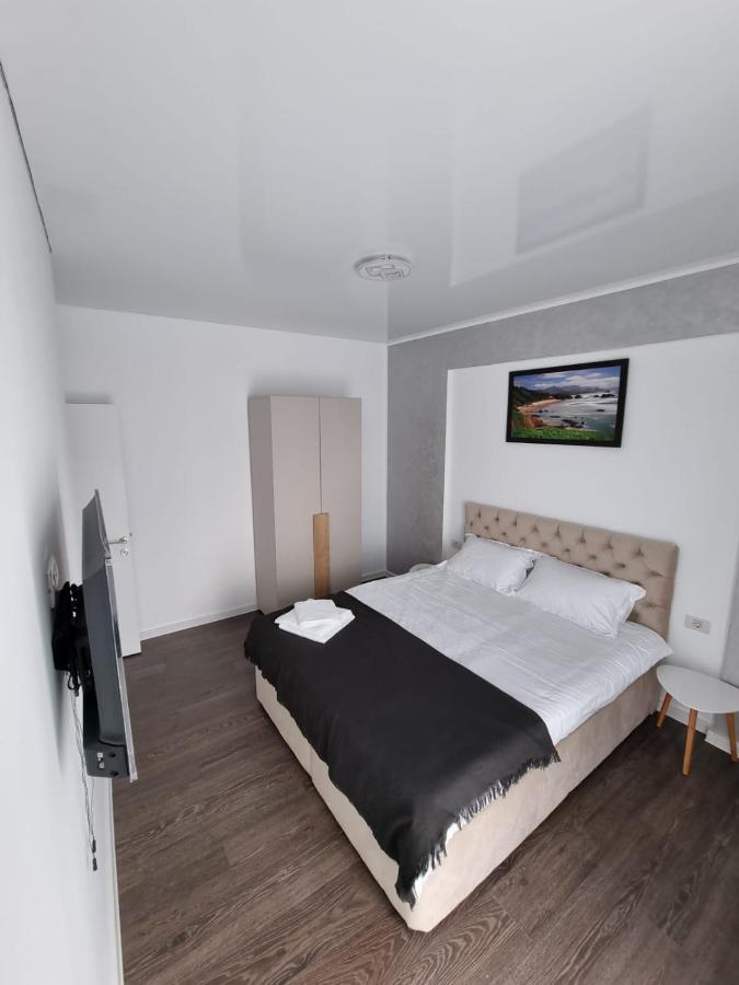 Apartamente Azra Navodari Exterior photo